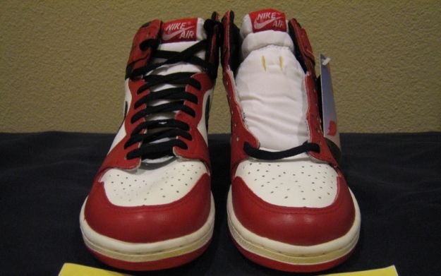 Classic Popular Air Jordan 1 1985 White Black Red Shoes