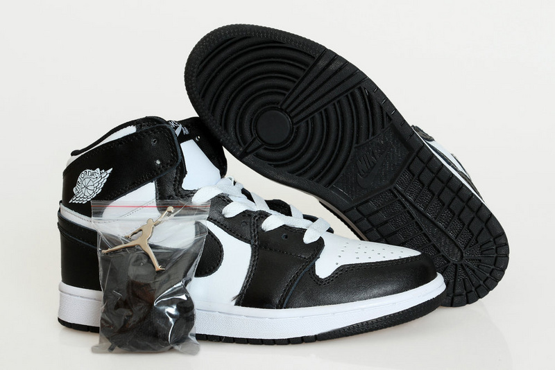 Womens Air Jordan 1 Retro White Black Shoes